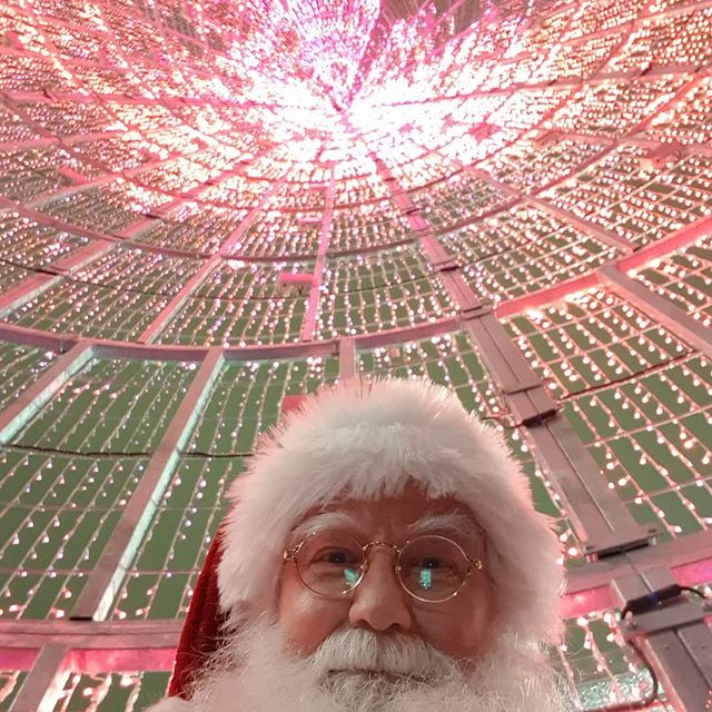 Babbo Natale in Galleria a Milano