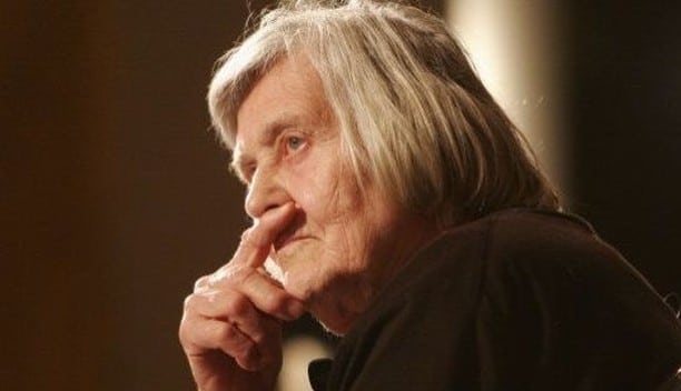 La statua di Margherita Hack a Milano