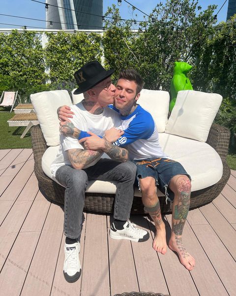 Fedez e J-Ax di nuovo insieme a Milano 