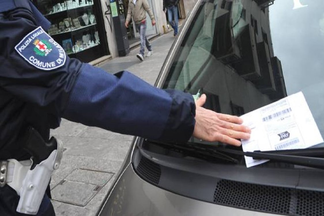 Milano diventa la capitale delle multe