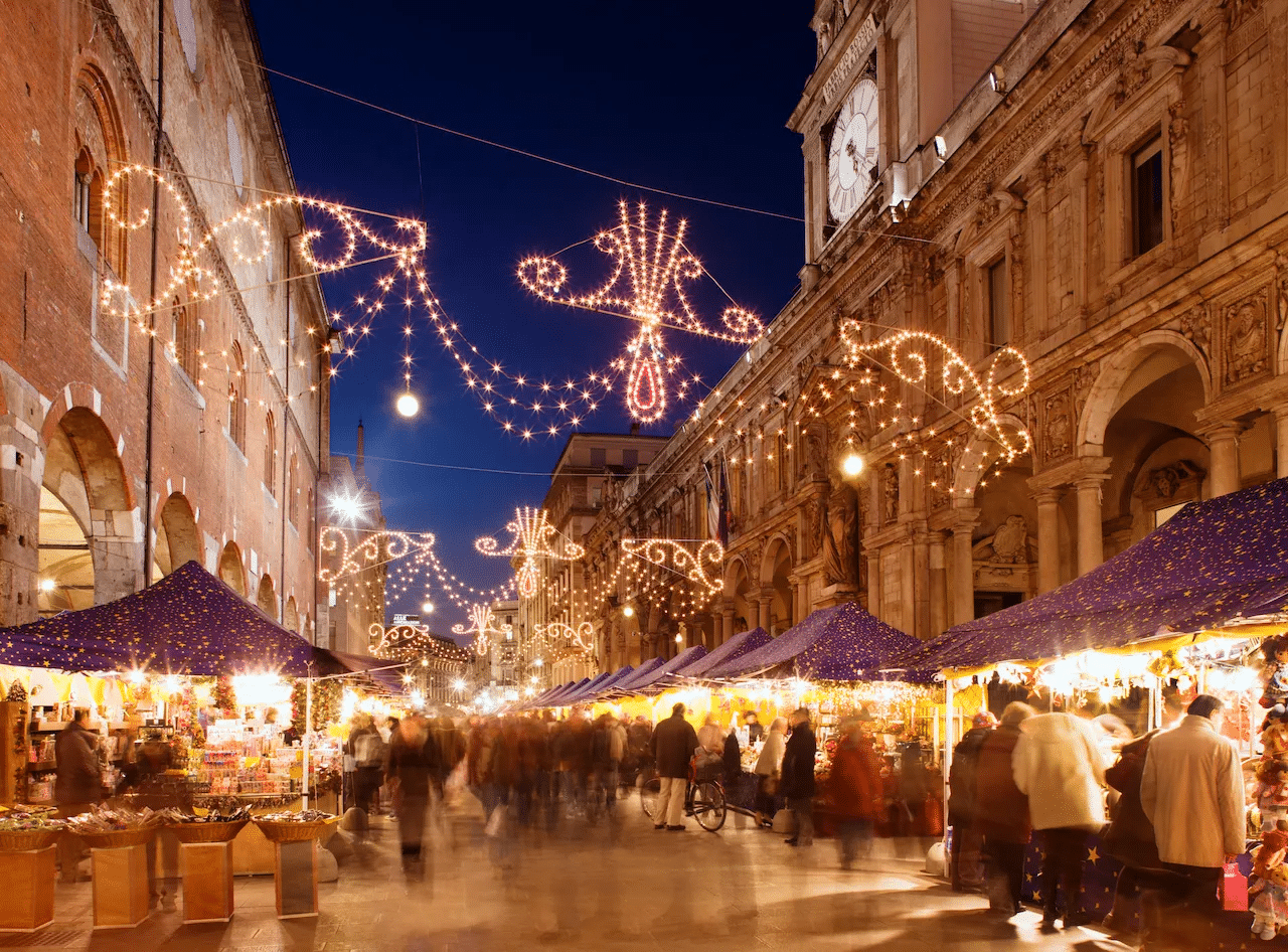 Il Natale a Milano è sempre più in anticipo: buon segno?