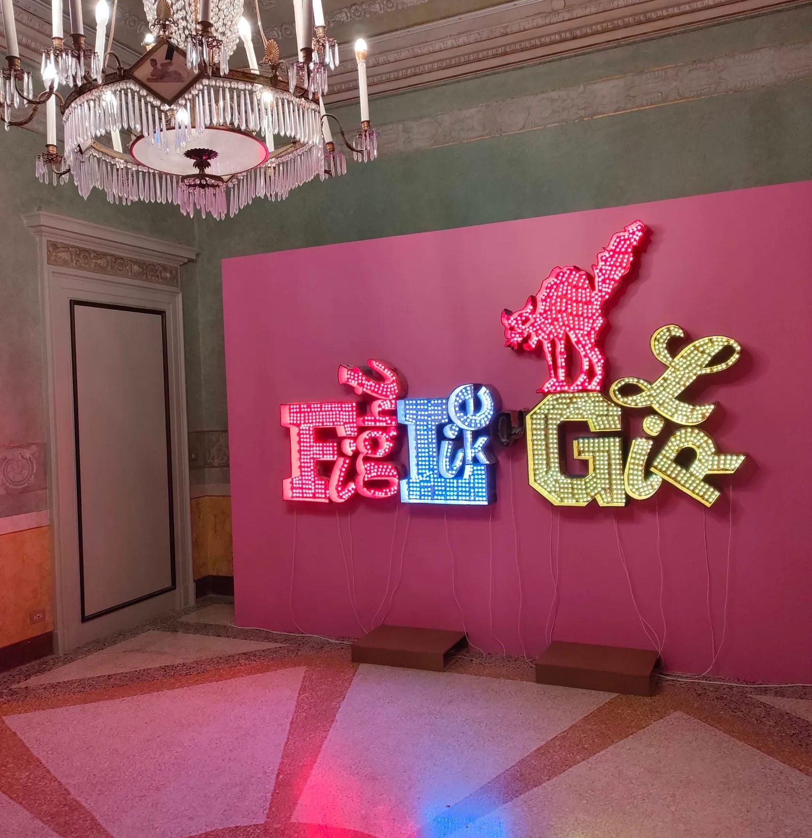 Mostre a Milano: Andrea Bowers e il femminismo