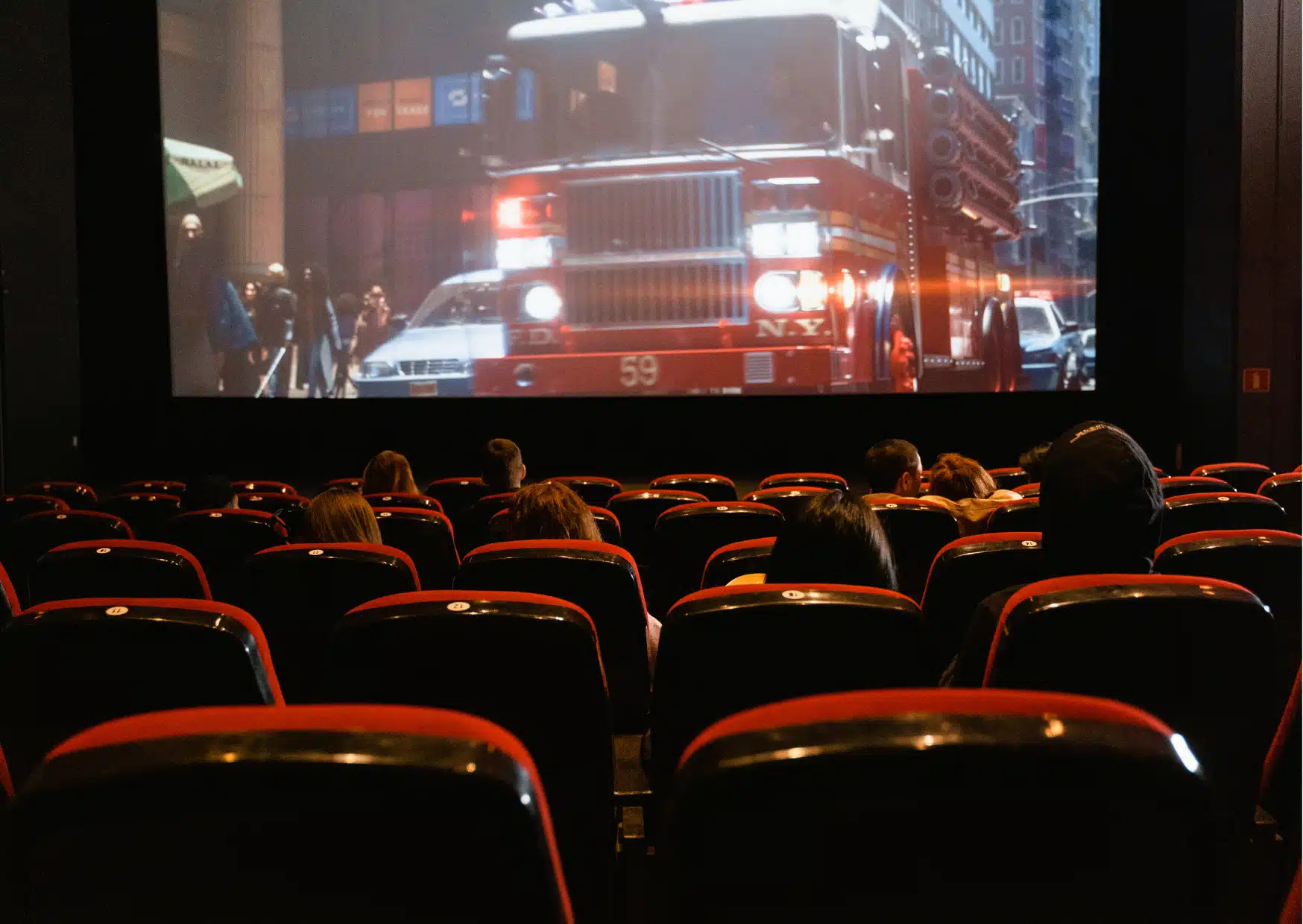 Andare al Cinema a Milano: si usa ancora?