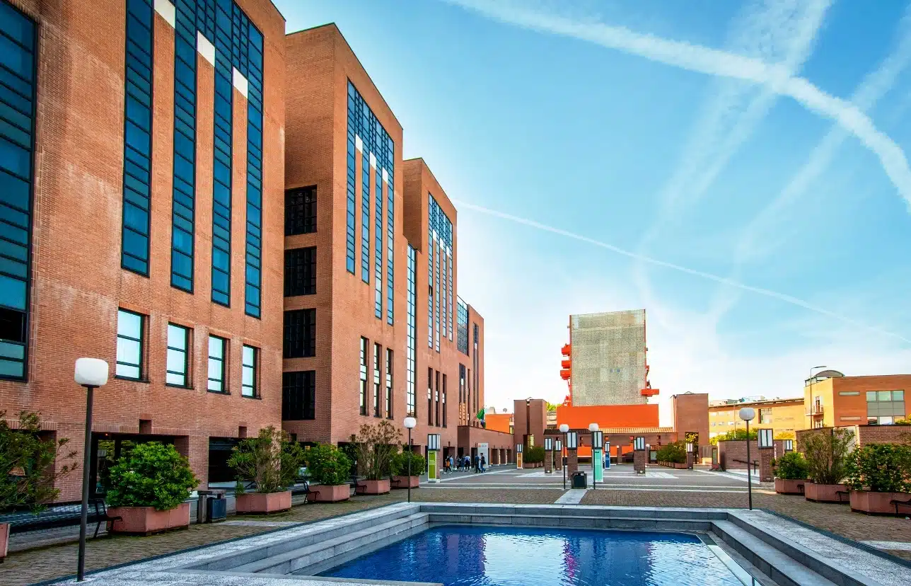 convegno d'arte critica a Milano