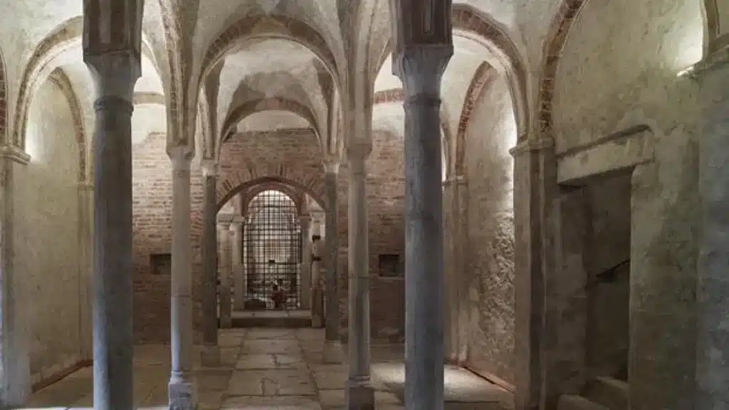 Milano Sotterranea - San Sepolcro (1)