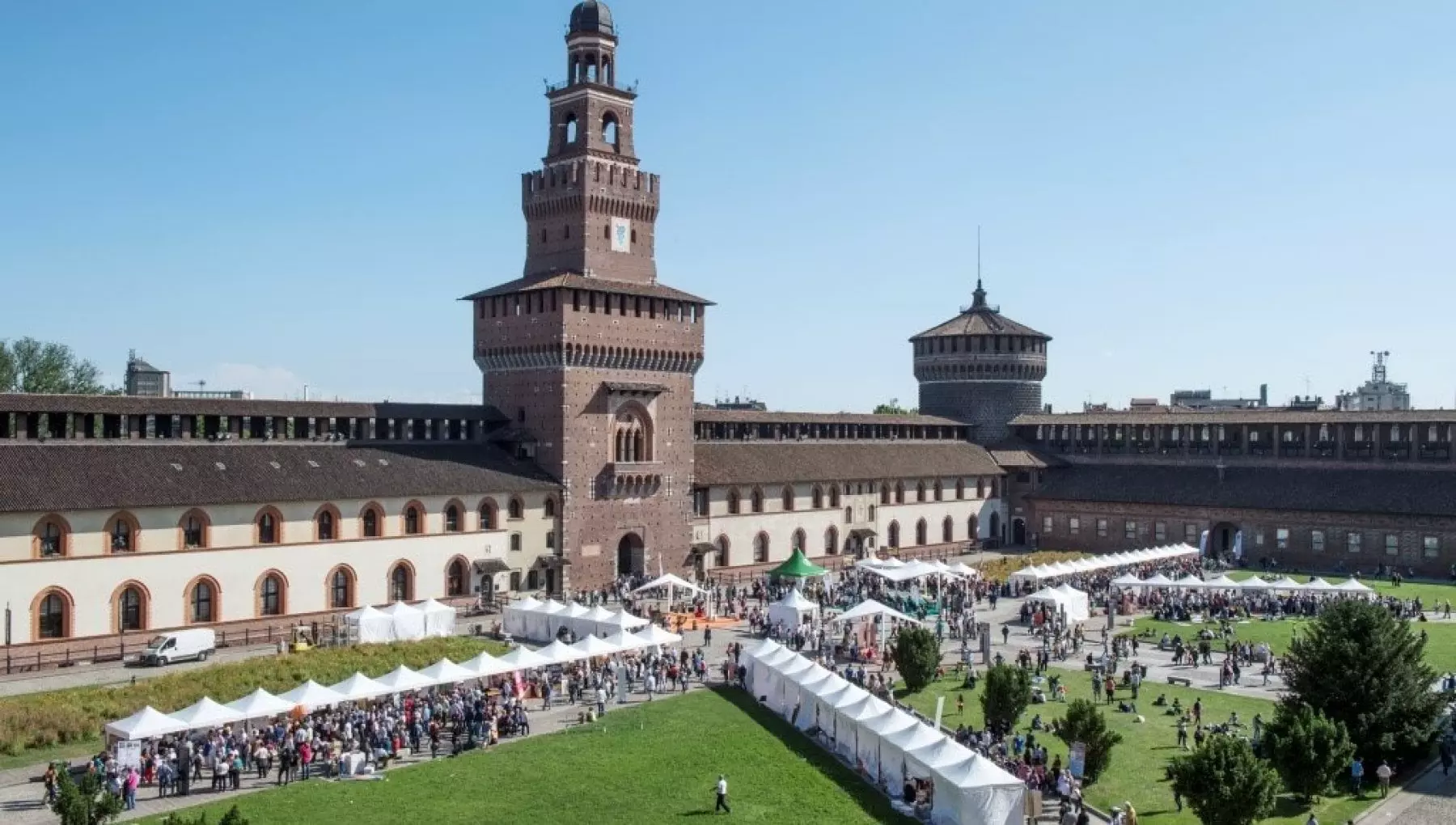 A Milano Exploring Bandiere Arancioni: ecco quando