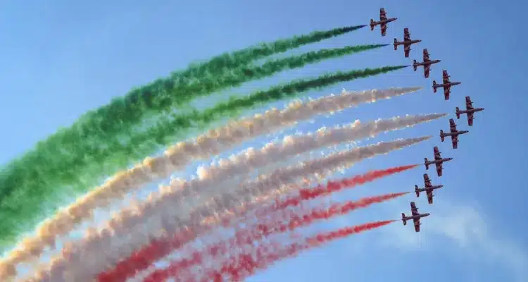 Le Frecce Tricolori voleranno su Milano: ecco quando