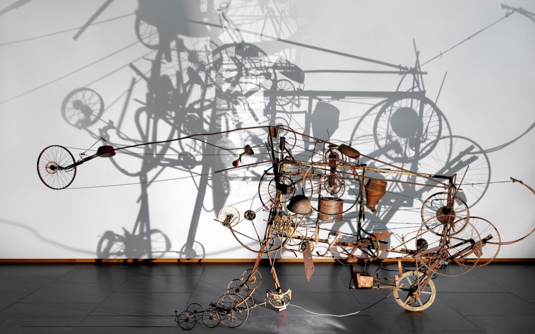 Il percorso creativo di un maestro del 900: Jean Tinguely a Milano