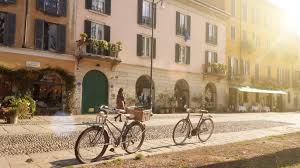 Milano fase 2: piste pedonali e ciclabili per ripartire | Vogue Italia