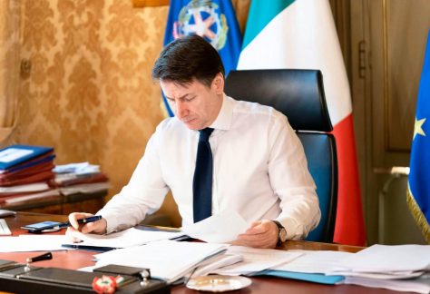 Conte riceve una lettera di Cristel