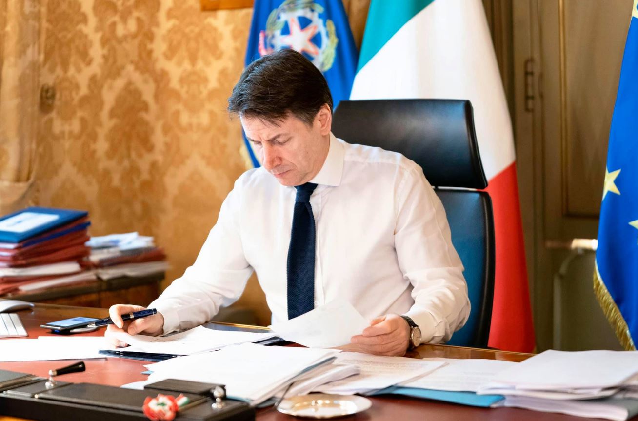 Conte riceve una lettera di Cristel