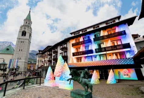 Louis Vuitton aprirà entro fine dicembre il primo store a Cortina d’Ampezzo.