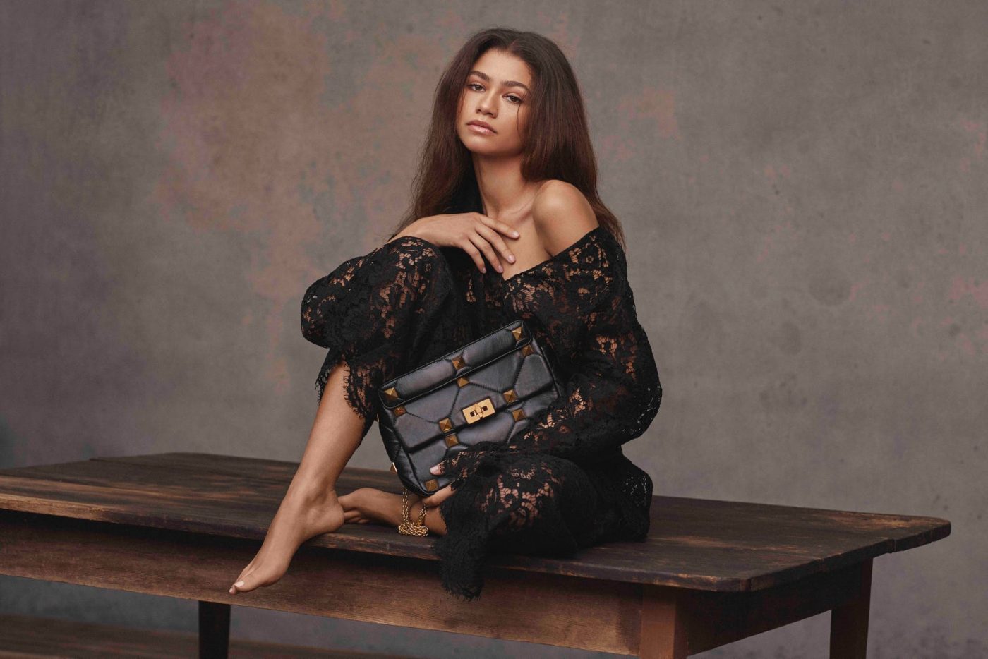 È Zendaya la nuova musa del direttore creativo di Valentino Pierpaolo Piccioli.