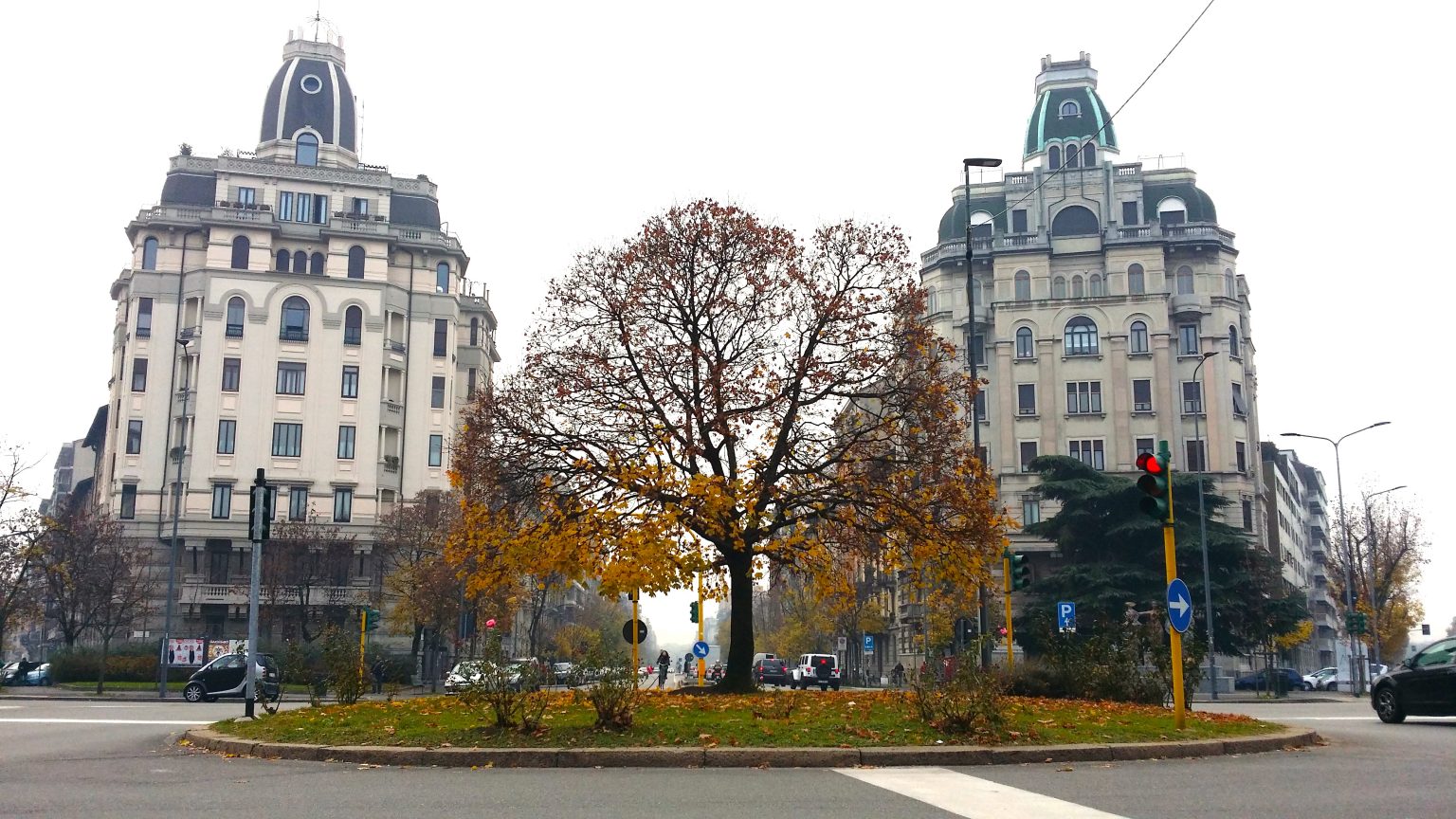palazzi gemelli diversi milano