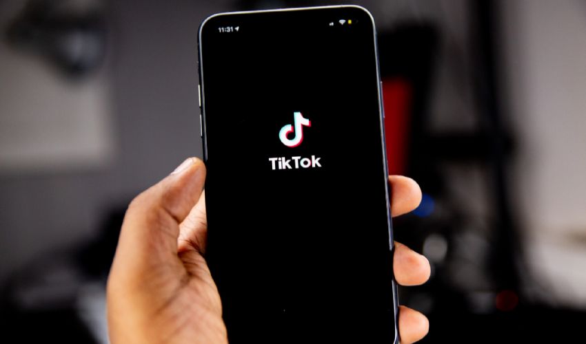 TikTok under 16