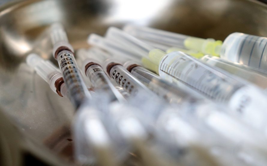 Chi rifiuta il vaccino potrà essere licenziato?