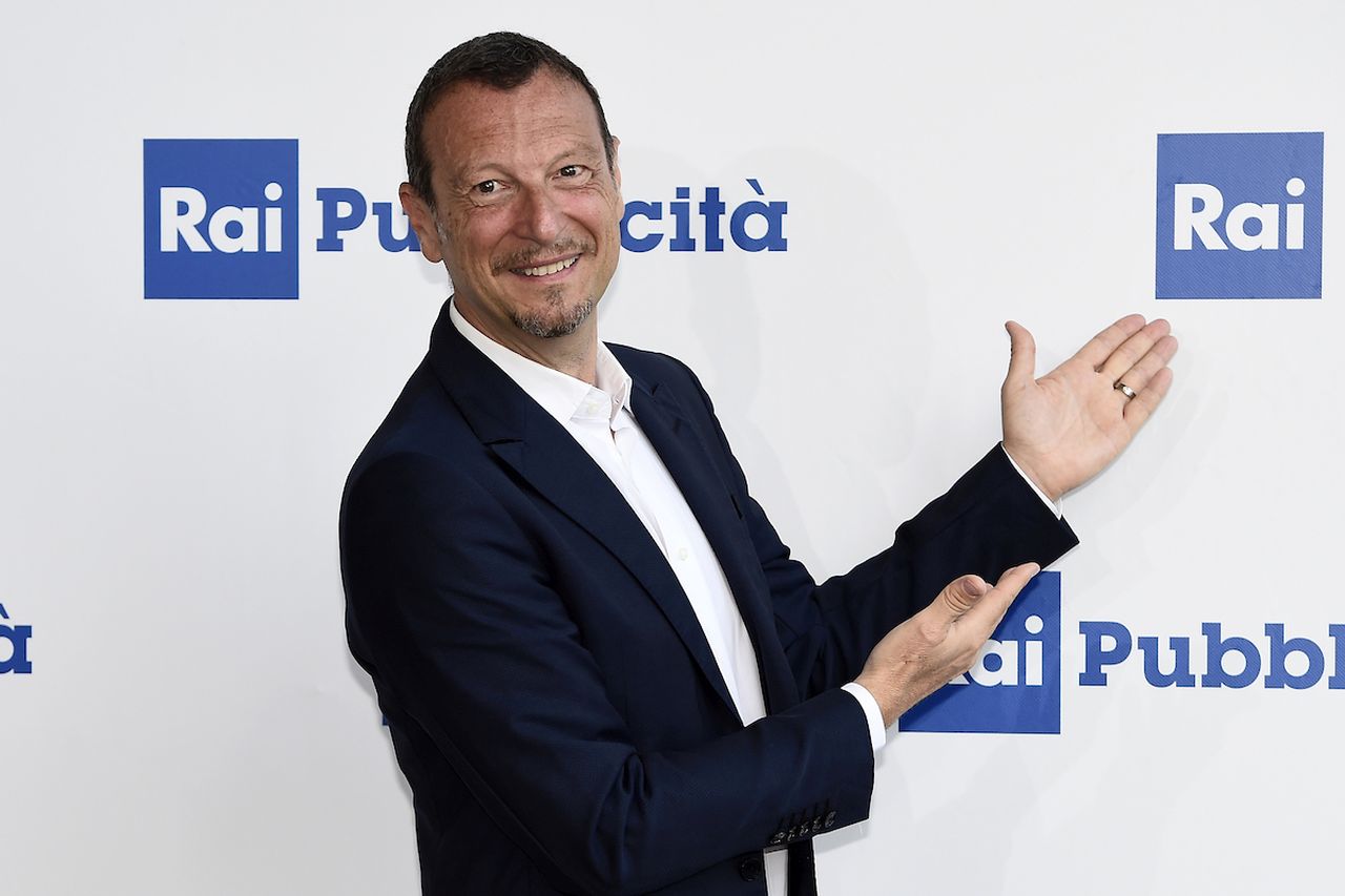 calo ascolti Amadeus