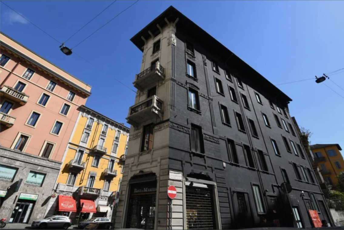 milano palazzo nero