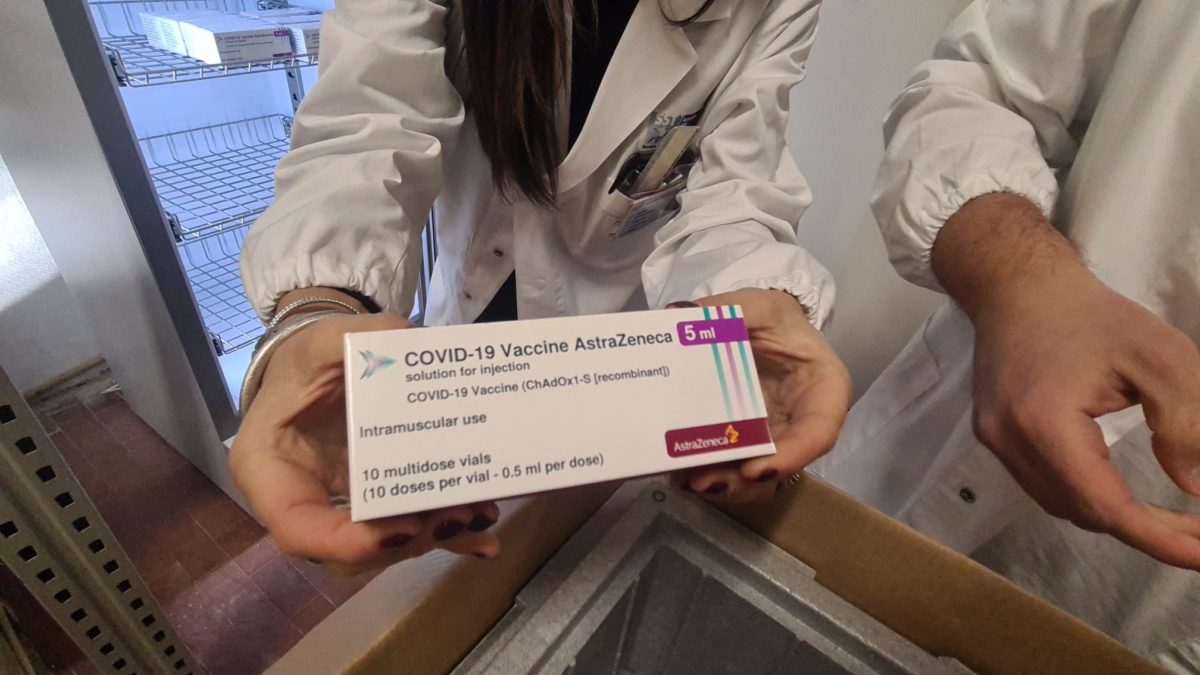 caso grave vaccino AstraZeneca