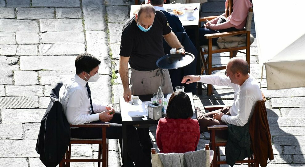 riaperture 26 aprile
