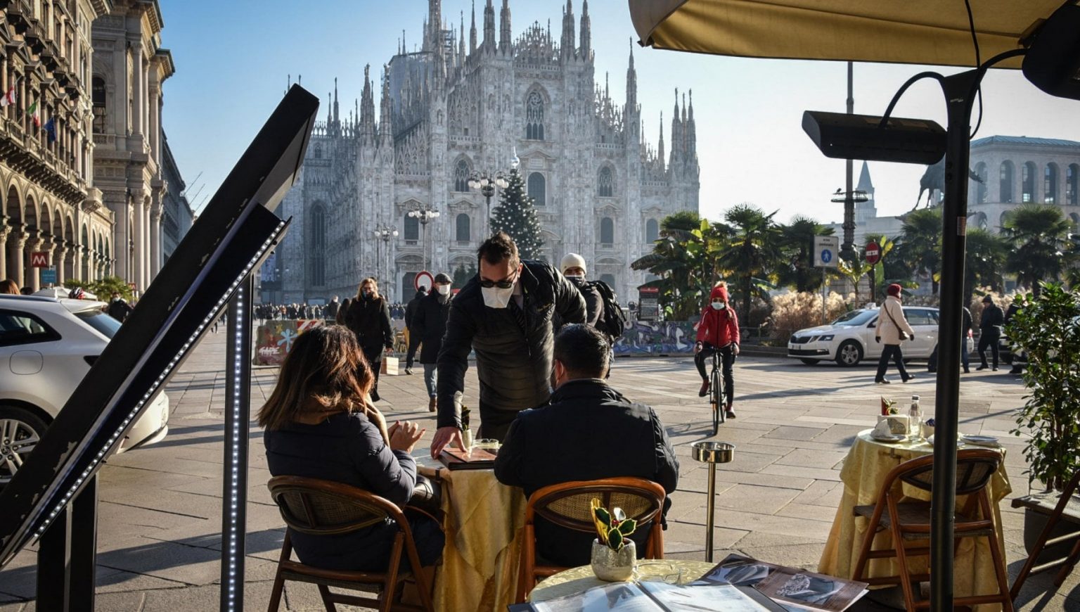 Riaperture ristoranti e bar: ecco la bozza delle Regioni