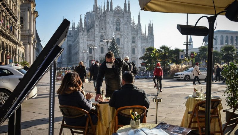 Riaperture ristoranti e bar: ecco la bozza delle Regioni