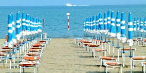 L'apertura delle spiagge è fissata per il 15 maggio. Siete pronti?