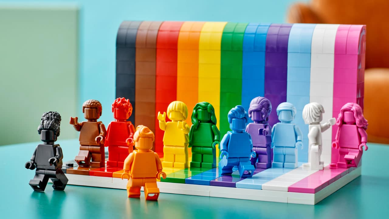 LEGO-Everyone-is-Awesome-