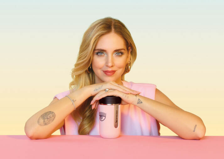 Chiara Ferragni firmerà la collezione estiva di Nespresso in limited edition