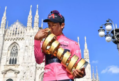 giro d'italia piazza duomo