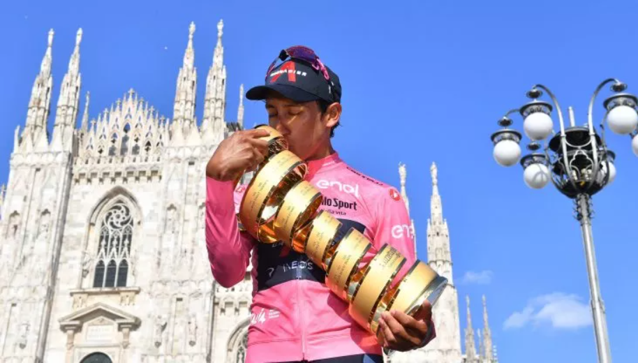 giro d'italia piazza duomo