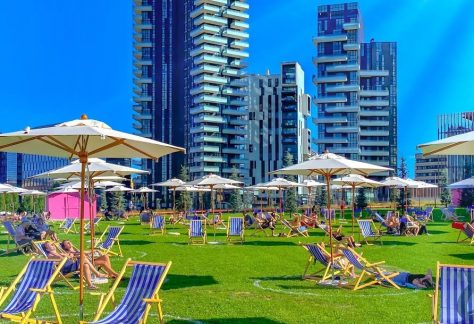 milano spiaggia ombrelloni