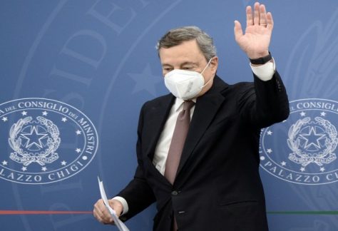 Draghi: “Green Pass verrà esteso e si arriverà all’obbligo vaccinale"