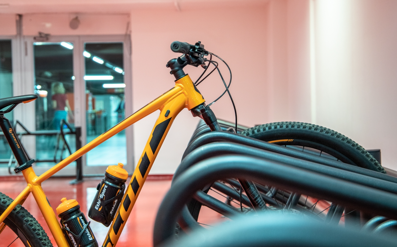 milano parcheggio bici metro