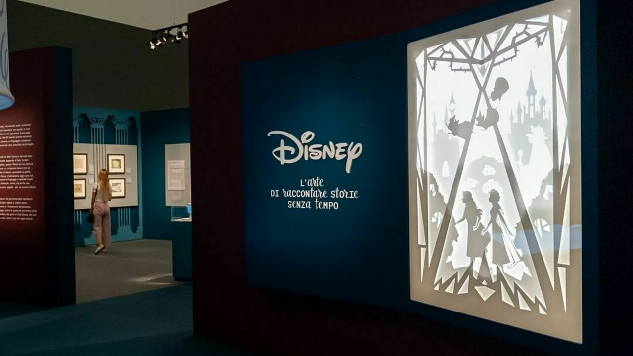 Dal 2 settembre 2021 al 13 febbraio 2022 al MUDEC – Museo delle Culture di Milano si potrà tornare bambini, grazie alla mostra Disney: l’arte di raccontare storie senza tempo. Un percorso che esplora la narrazione delle più celebri storie uscite negli ultimi 90 anni dagli Studios di Burbank in California.