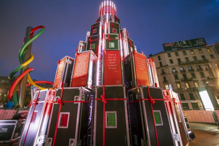 Albero di Natale Piazza Cadorna