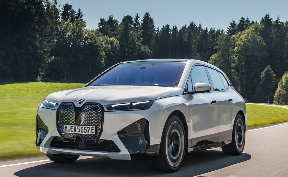 Milano BMW #ElectrifyYou Roadshow: BMw iX