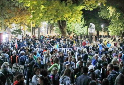 "Corona Party", le folli feste No Vax per contagiarsi e ricevere il Green pass