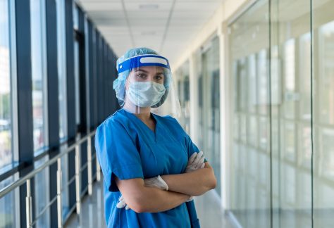 Lombardia, sospesi dal servizio 500 medici senza vaccino