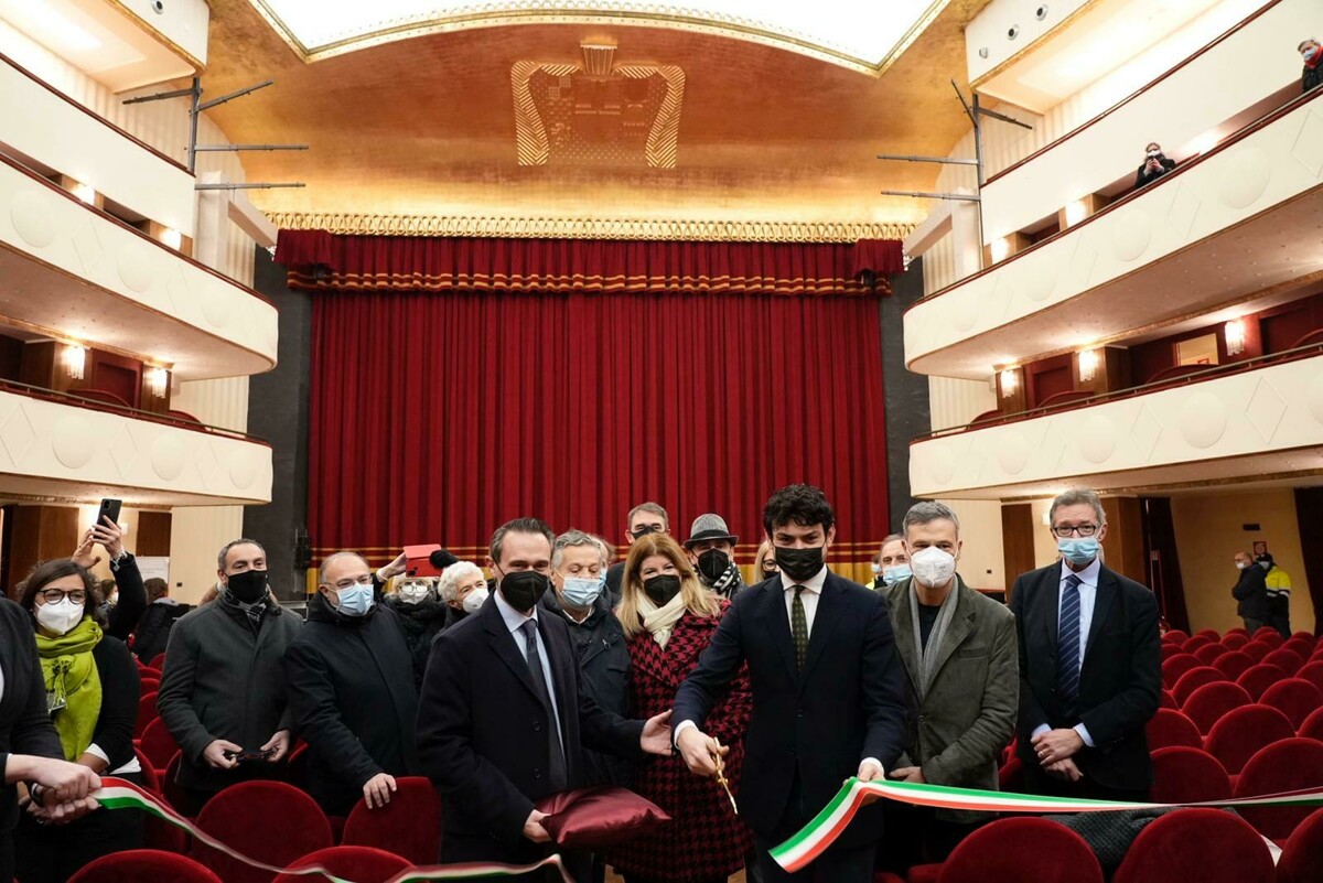 Teatro Lirico milano