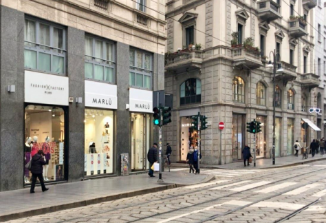 milano negozi porte chiuse