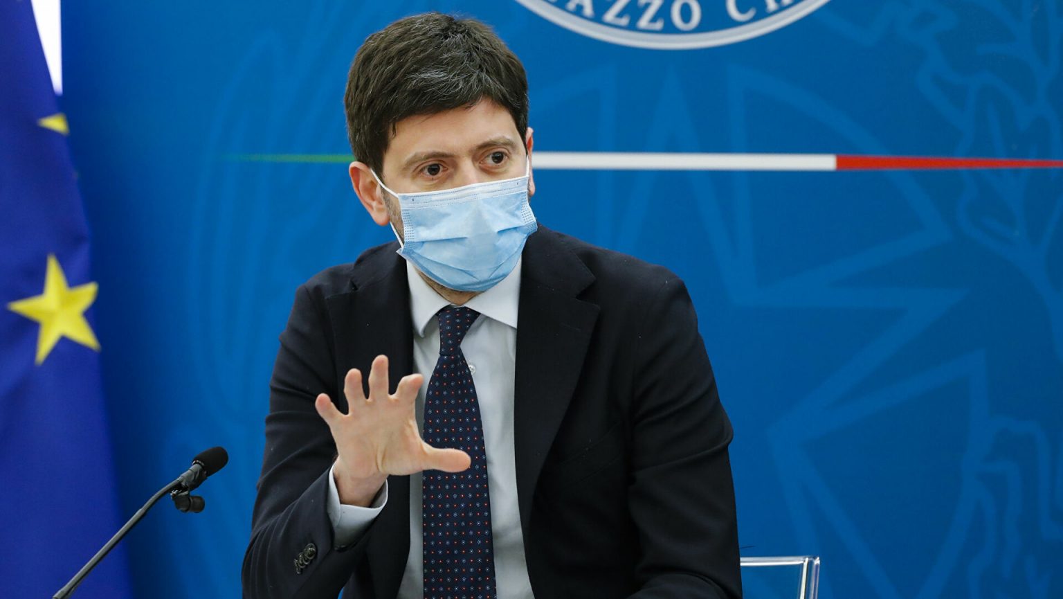Il Ministro Speranza: "Discoteche chiuse fino al 31 gennaio"