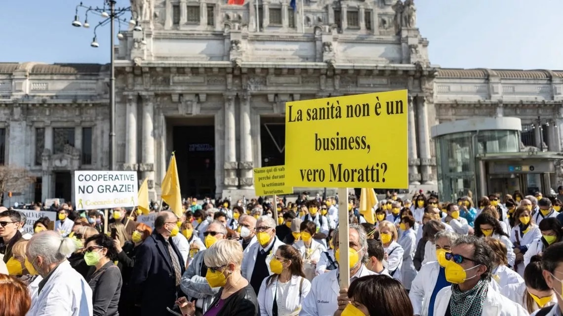 manifestazione dottori milano
