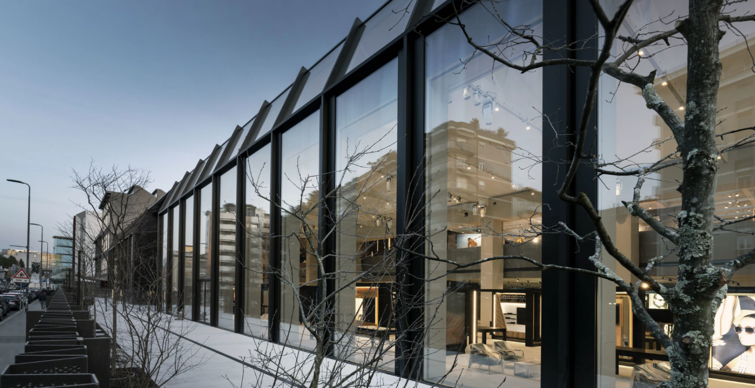 luxottica factory milano