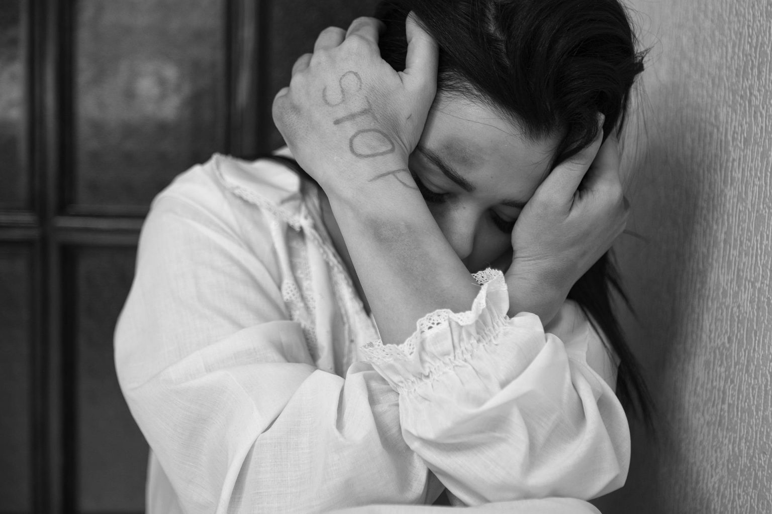 Milano mostra violenza