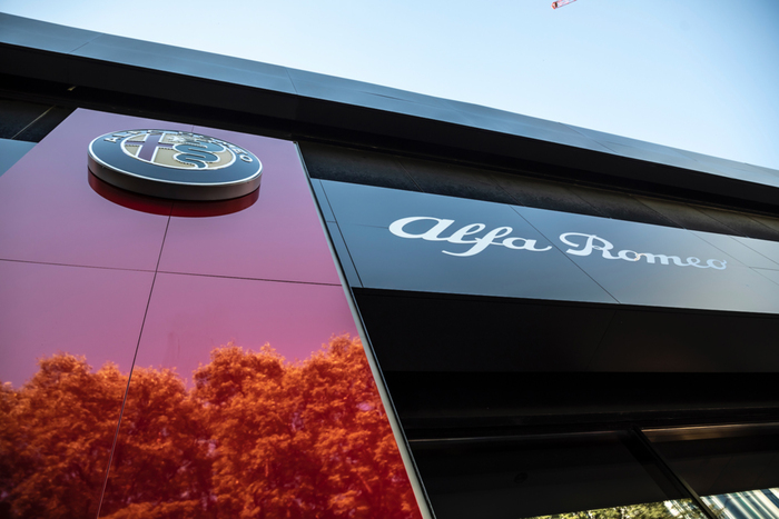 Alfa Romeo Flagship store Milano