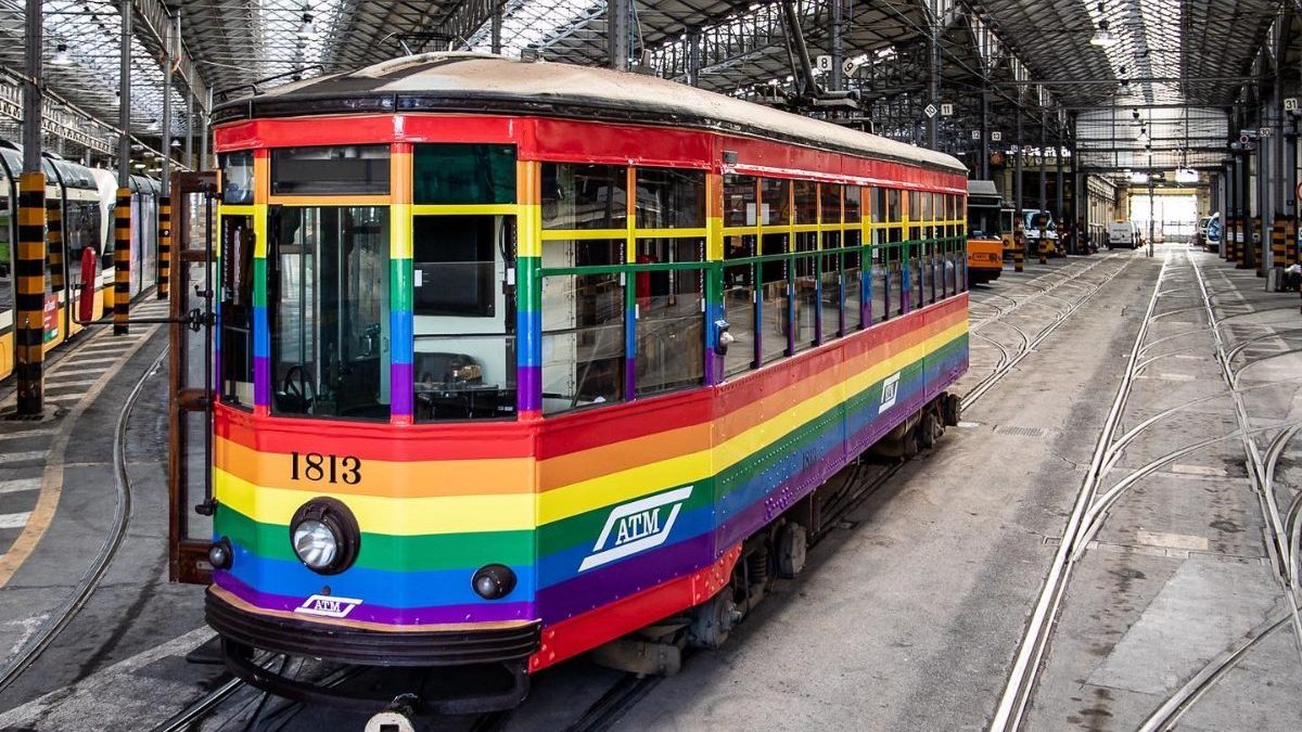 Tram arcobaleno Milano -