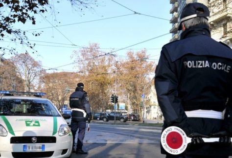 blocco auto milano