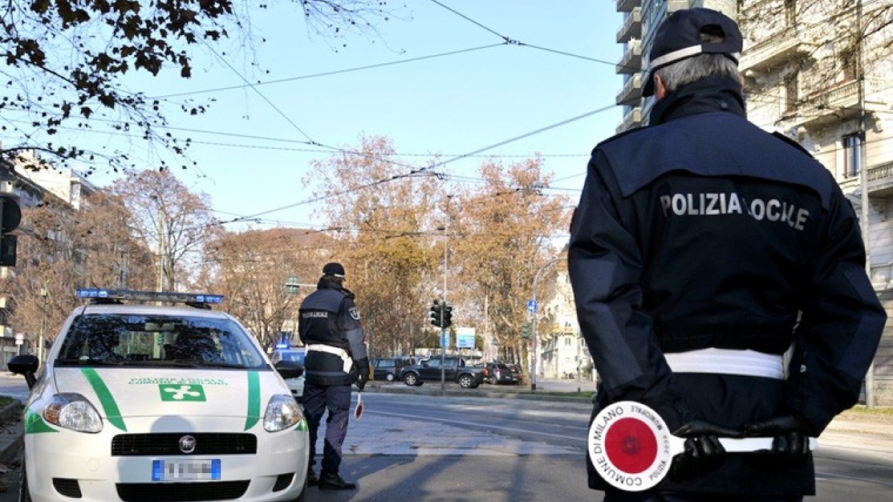 blocco auto milano