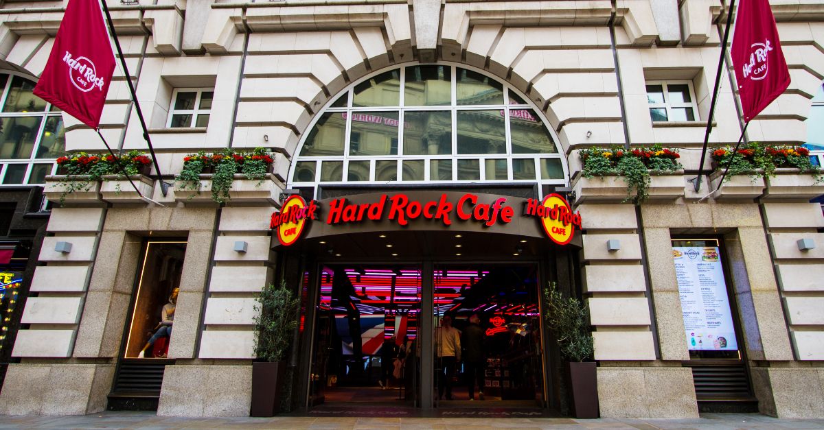 hard rock cafè milano apertura